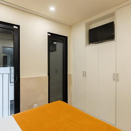 Cosmo Rambla Catalunya Apartment *